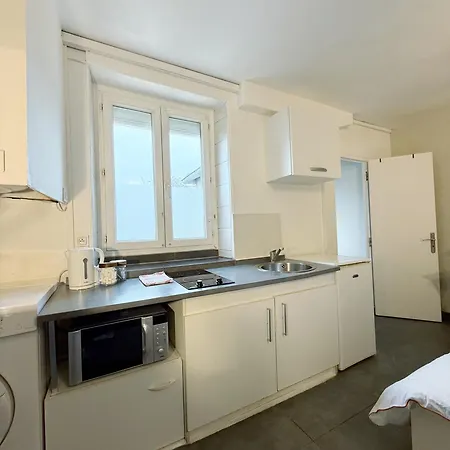 A Cote De La Gare Et La Cite De La Gastronomie Dijon