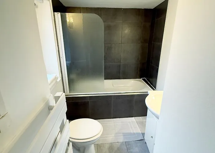 Apartment A Cote De La Gare Et La Cite De La Gastronomie