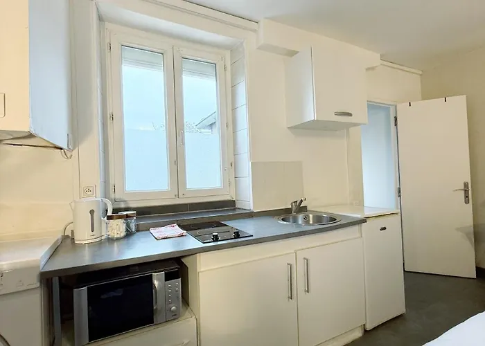 A Cote De La Gare Et La Cite De La Gastronomie Dijon